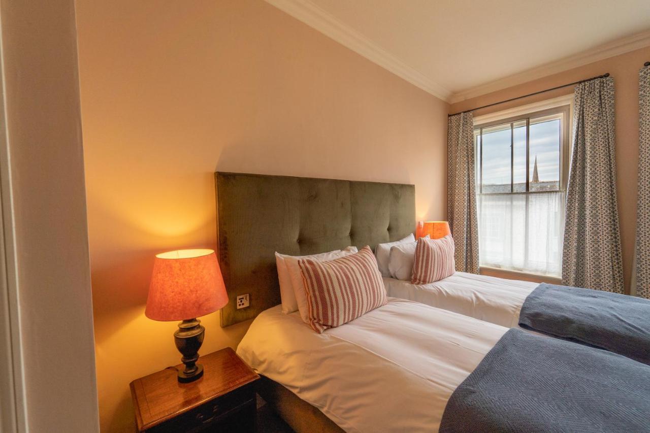 The Green Dragon Hotel Hereford Esterno foto